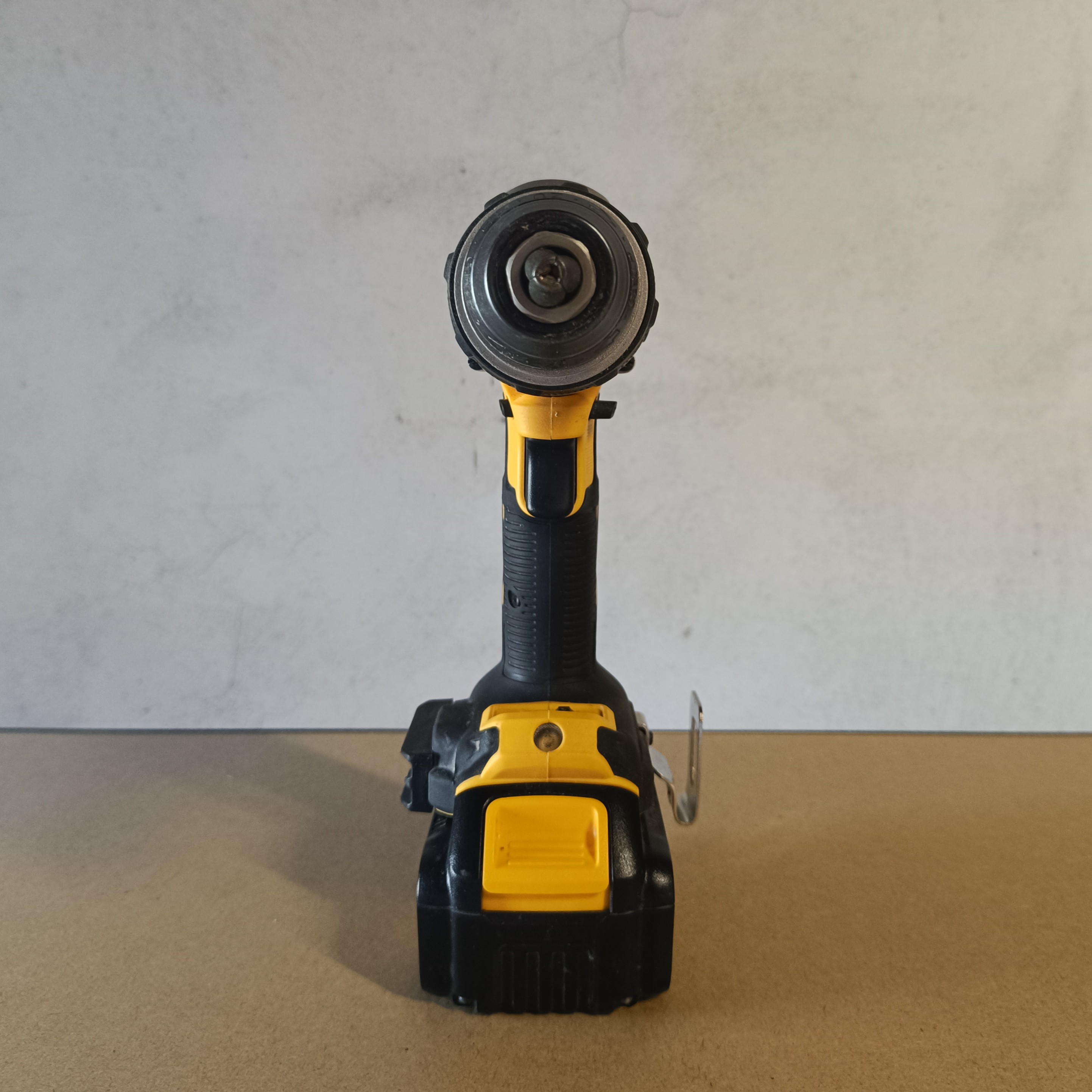 DeWalt vŕtačka 3