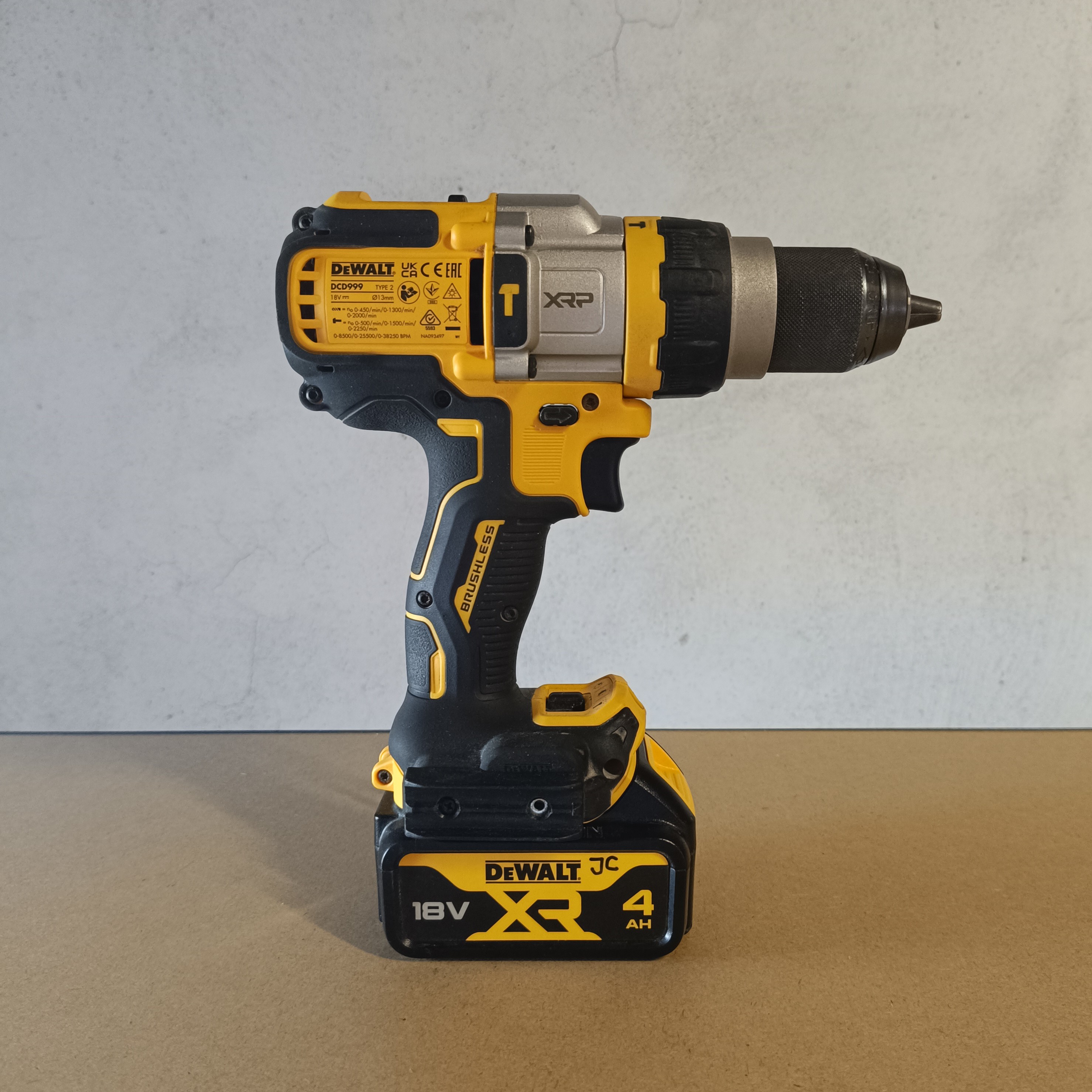 DeWalt vŕtačka 4