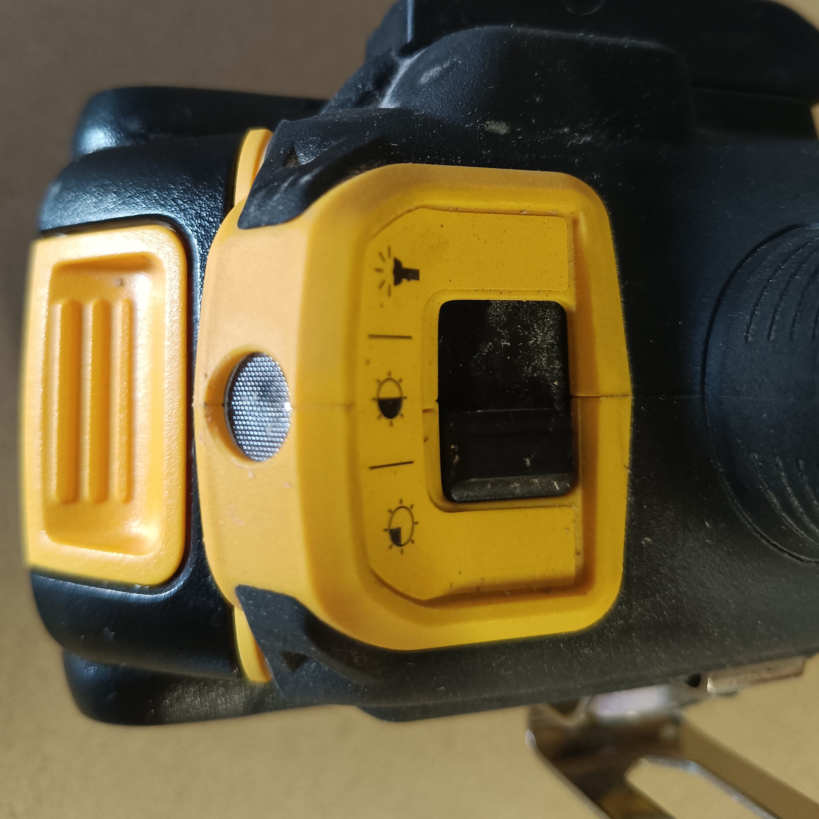 DeWalt vŕtačka 11